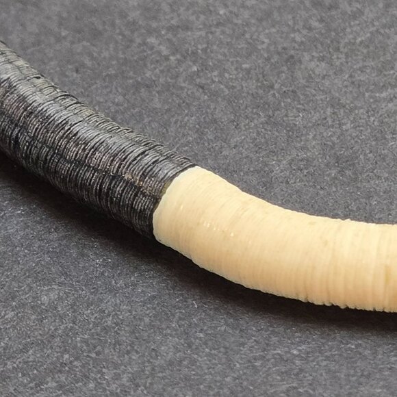 Vintage Black White Heishi Shell Necklace 18" Surfer Boho Beaded Jewelry - Picture 3 of 7